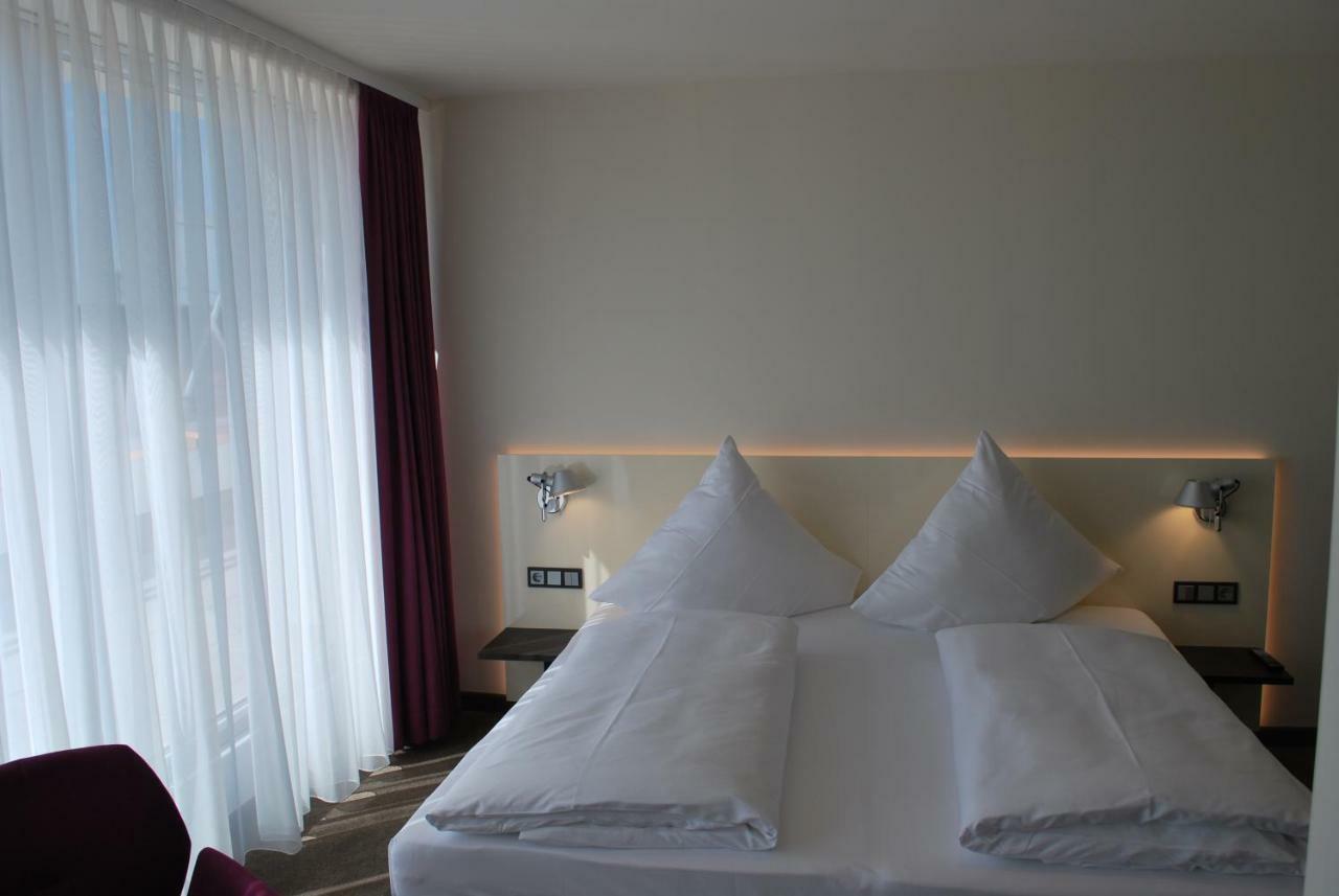 Hotel Am Berg Esslingen Έσλινγκεν Εξωτερικό φωτογραφία