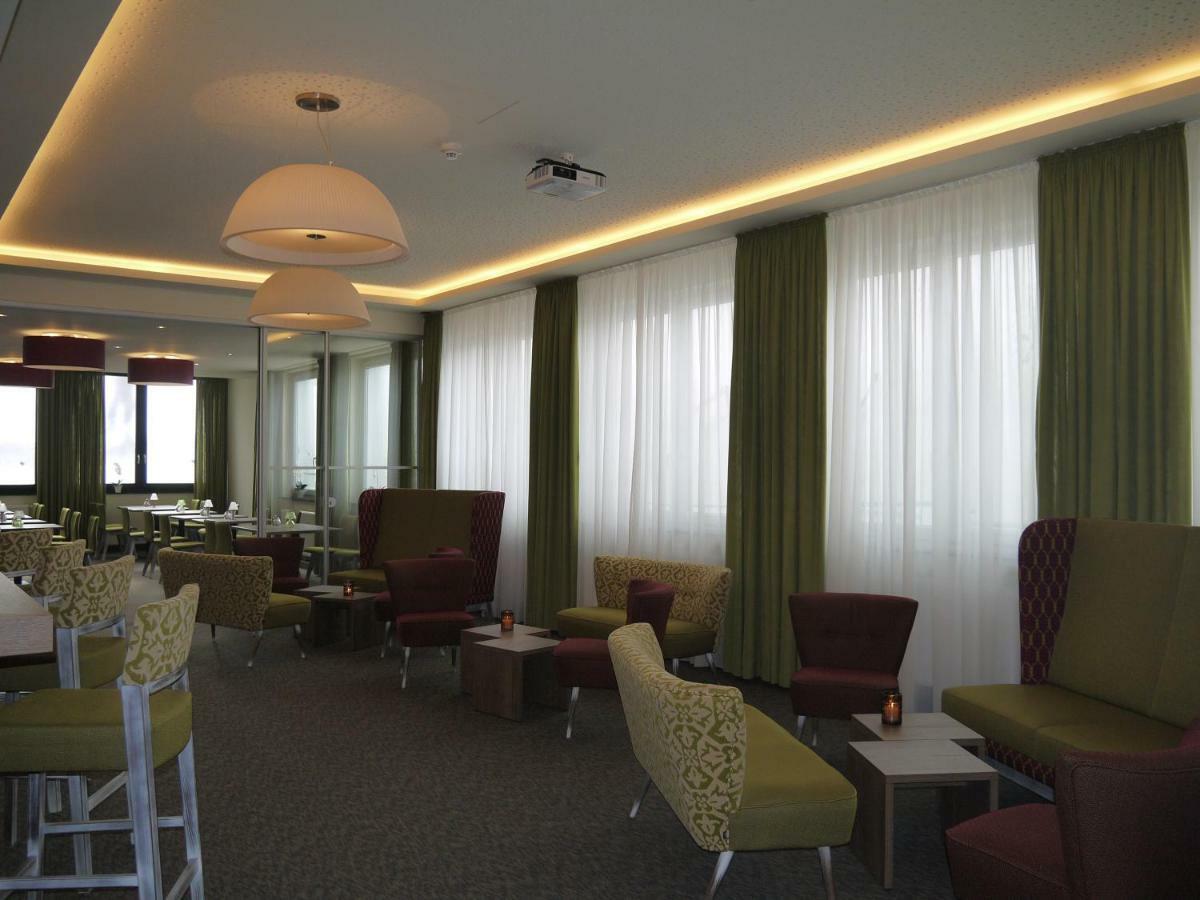 Hotel Am Berg Esslingen Έσλινγκεν Εξωτερικό φωτογραφία