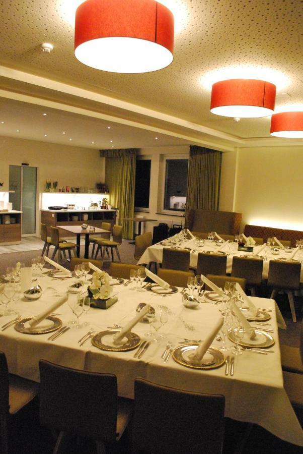 Hotel Am Berg Esslingen Έσλινγκεν Εξωτερικό φωτογραφία
